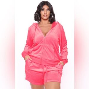 Velour 2pc Short Set 💕